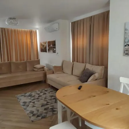 Centrum Portu Apartment *
